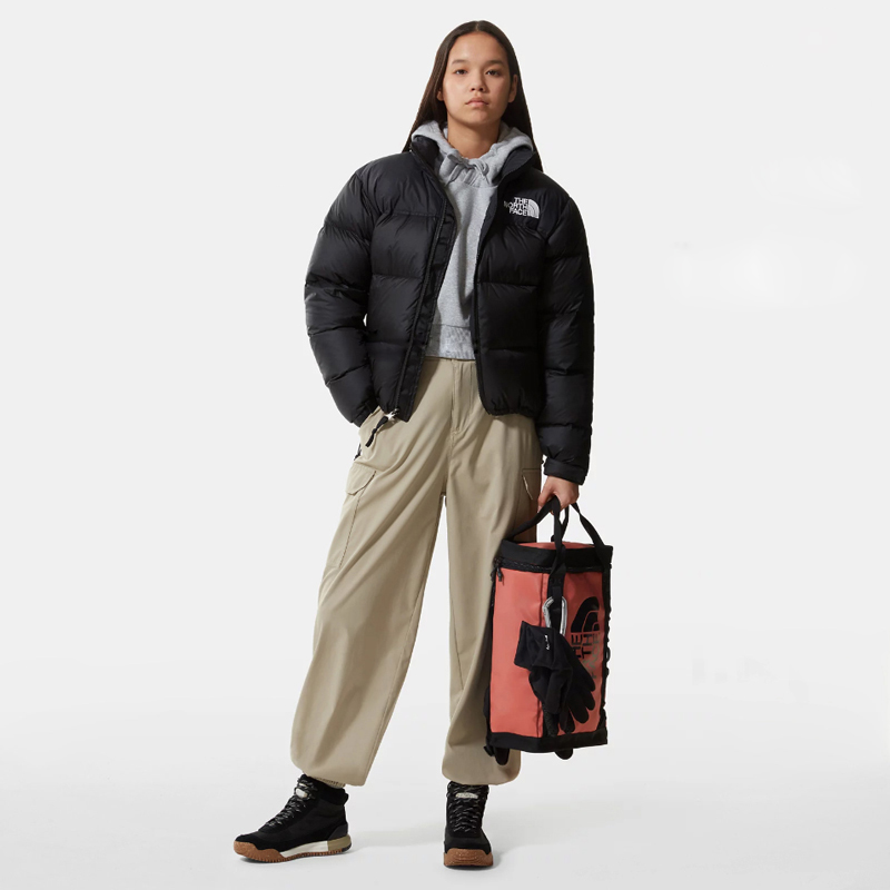 【1996 クラシック ダウン ジャケット】ザノースフェイス ダウンジャケット ヌプシ アウトドア  1点で7980円,2点で11970円【2点目半額、絶対にお買い得】,高品質な白いガチョウの羽毛、高品質の700フィルパワーのグースダウンを惜しげもなく使用したダウンジャケットです。左胸、右肩に定番ハーフドームロゴが刺繍されてます。袖口に 700 の刺繍が入っています。ボディーにはやや光沢のあるリッ 【1996 クラシック ダウン ジャケット】ザノースフェイス ダウンジャケット ヌプシ アウトドア  1点で7980円,2点で11970円【2点目半額、絶対にお買い得】,高品質な白いガチョウの羽毛、高品質の700フィルパワーのグースダウンを惜しげもなく使用したダウンジャケットです。左胸、右肩に定番ハーフドームロゴが刺繍されてます。袖口に 700 の刺繍が入っています。ボディーにはやや光沢のあるリッ